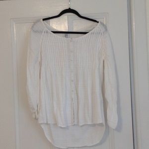 White roll-tab sleeve shirt